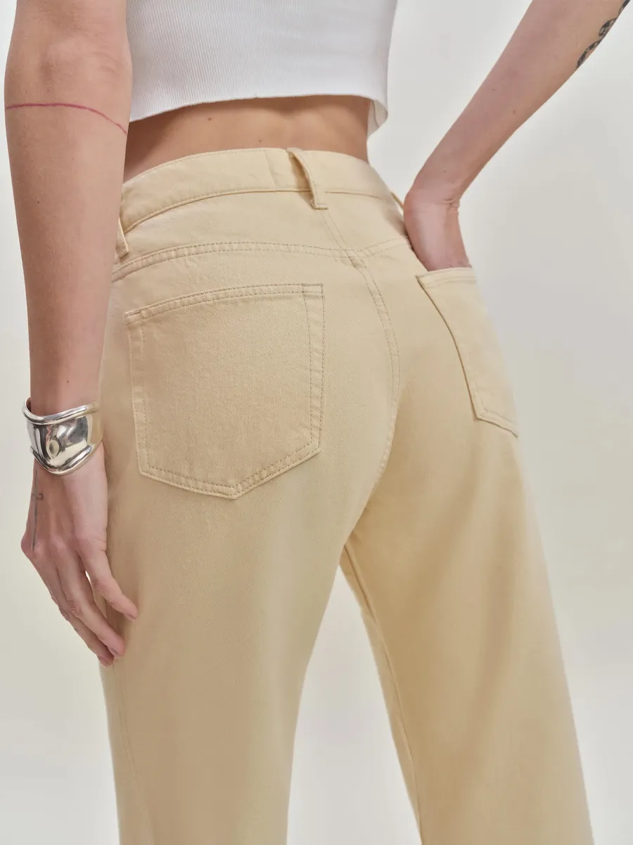 Val 90s Mid Rise Straight Jeans - Image 3