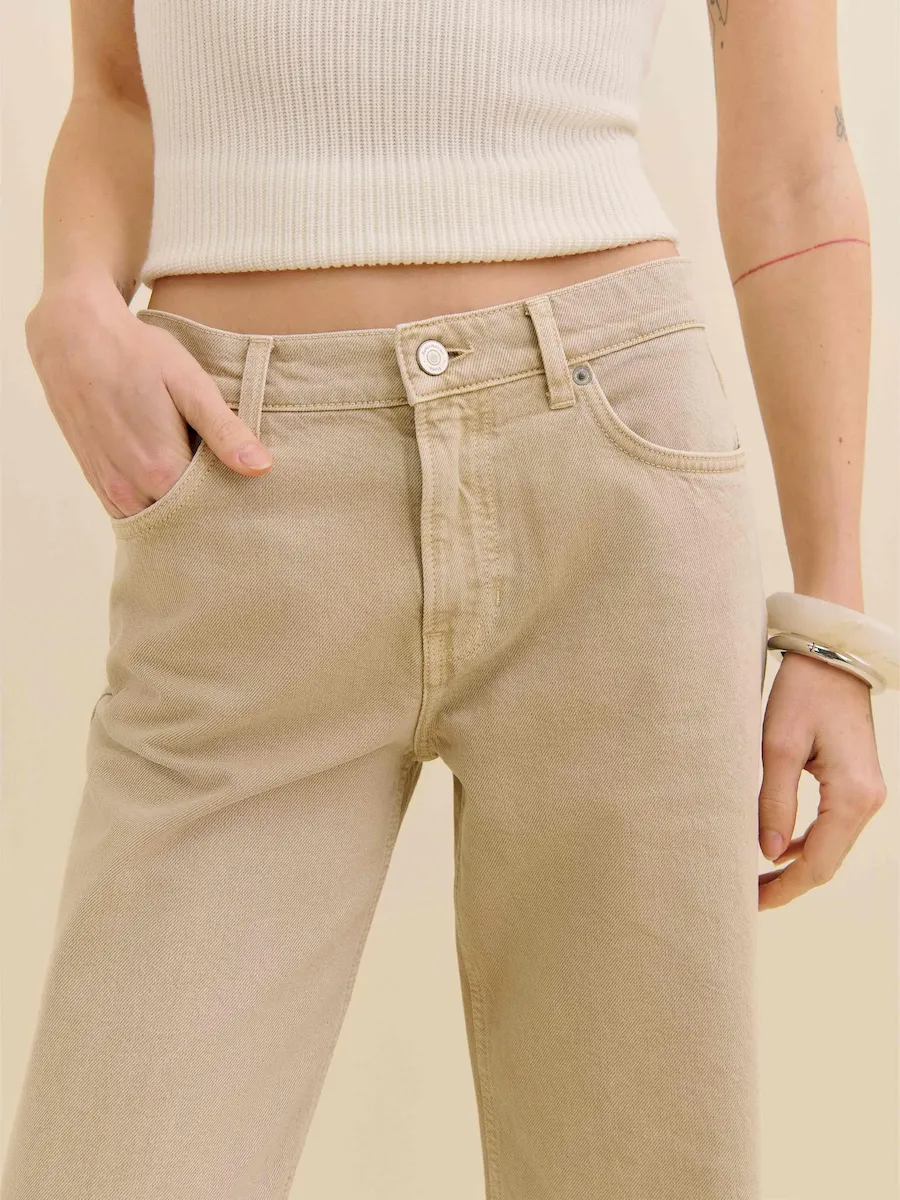 Cary Low Rise Slouchy Wide Leg Jeans - Image 4