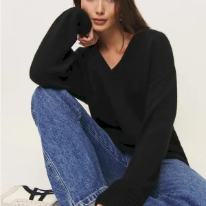 Jadey Cashmere Oversized V-neck Sweater