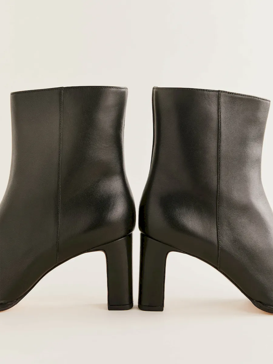 Gillian Ankle Boot - Image 4