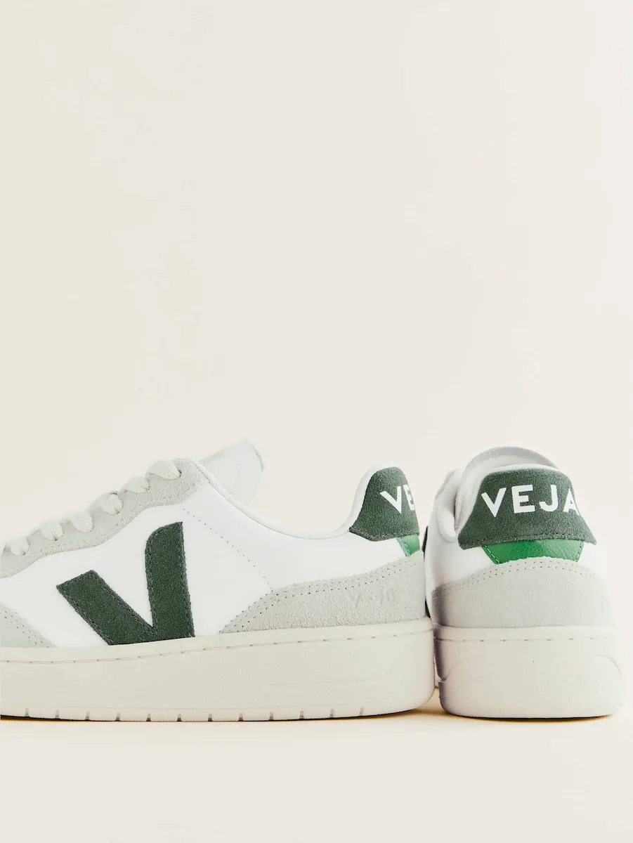 Veja V-90 Sneaker - Image 6