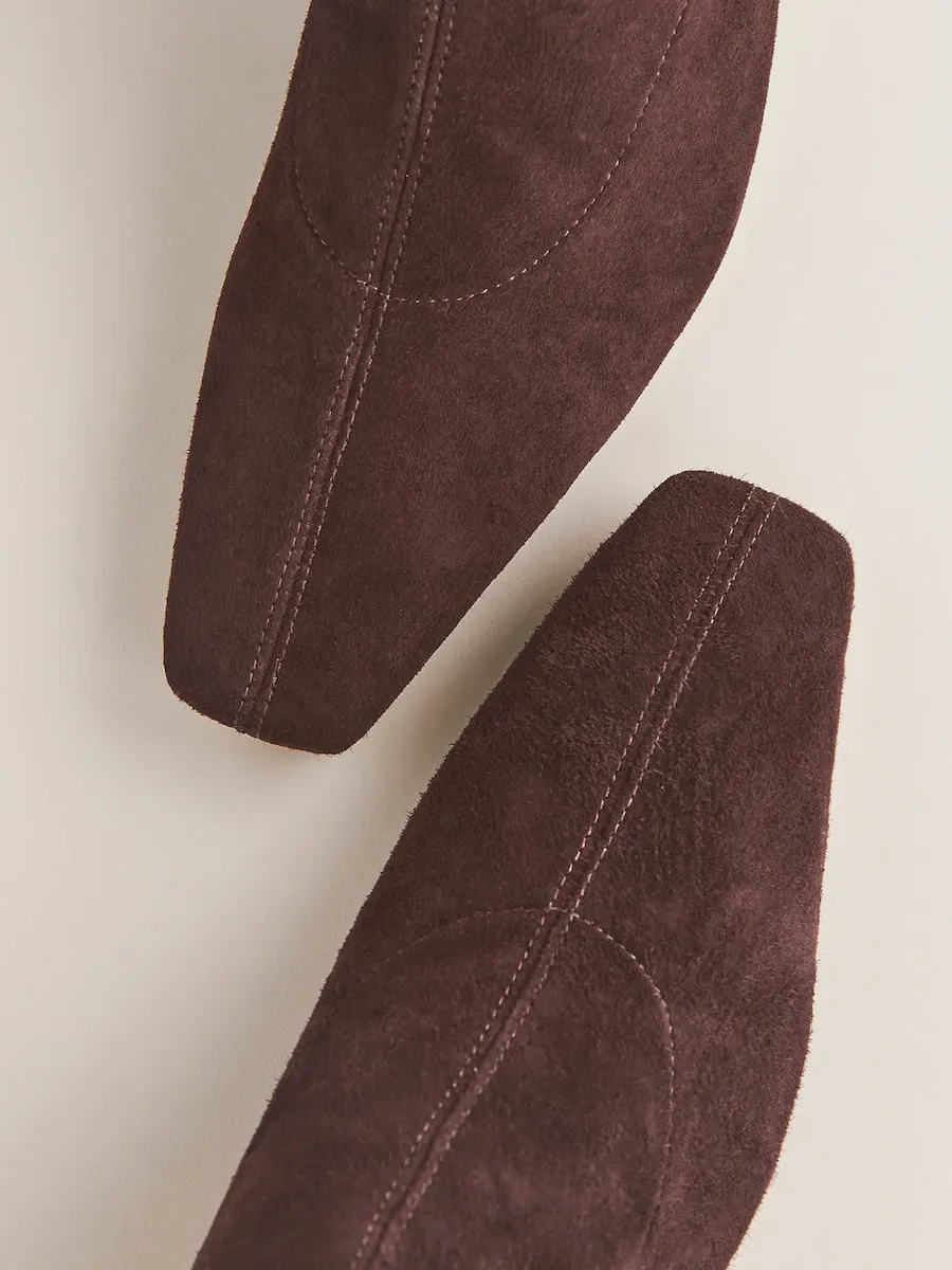 Raven Knee Boot - Image 4