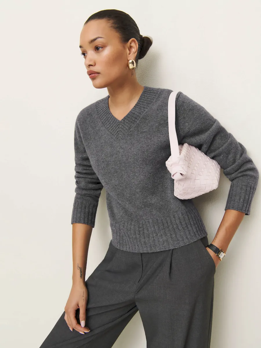 Dulce Cashmere V-neck Sweater