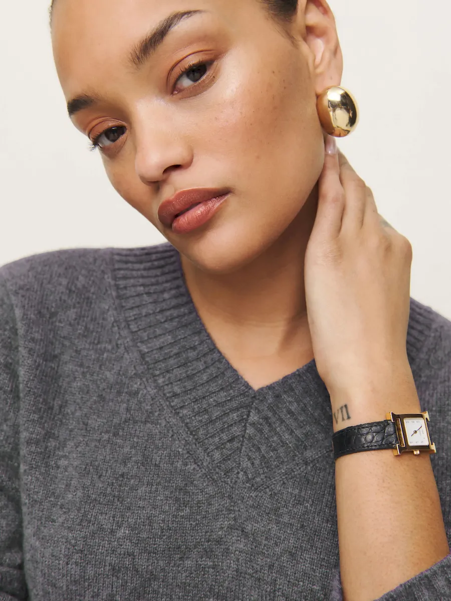 Dulce Cashmere V-neck Sweater - Image 4