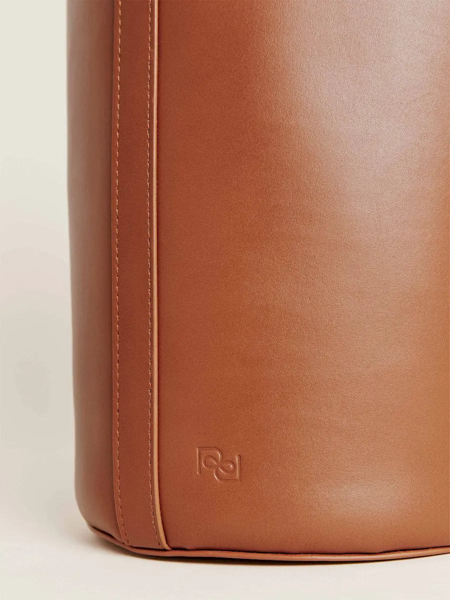 Seleena Bucket Bag - Image 4