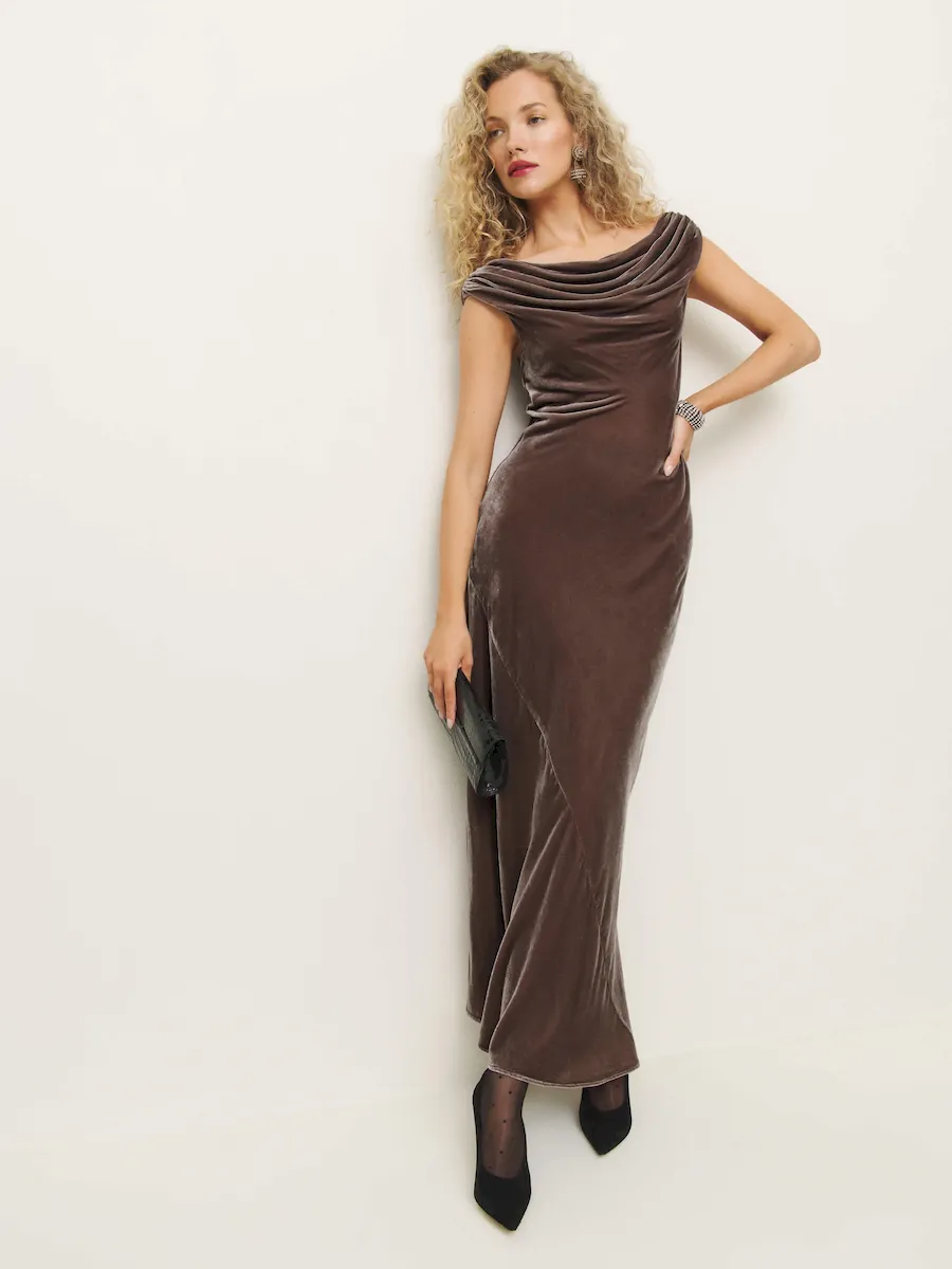Elvie Velvet Dress - Image 2