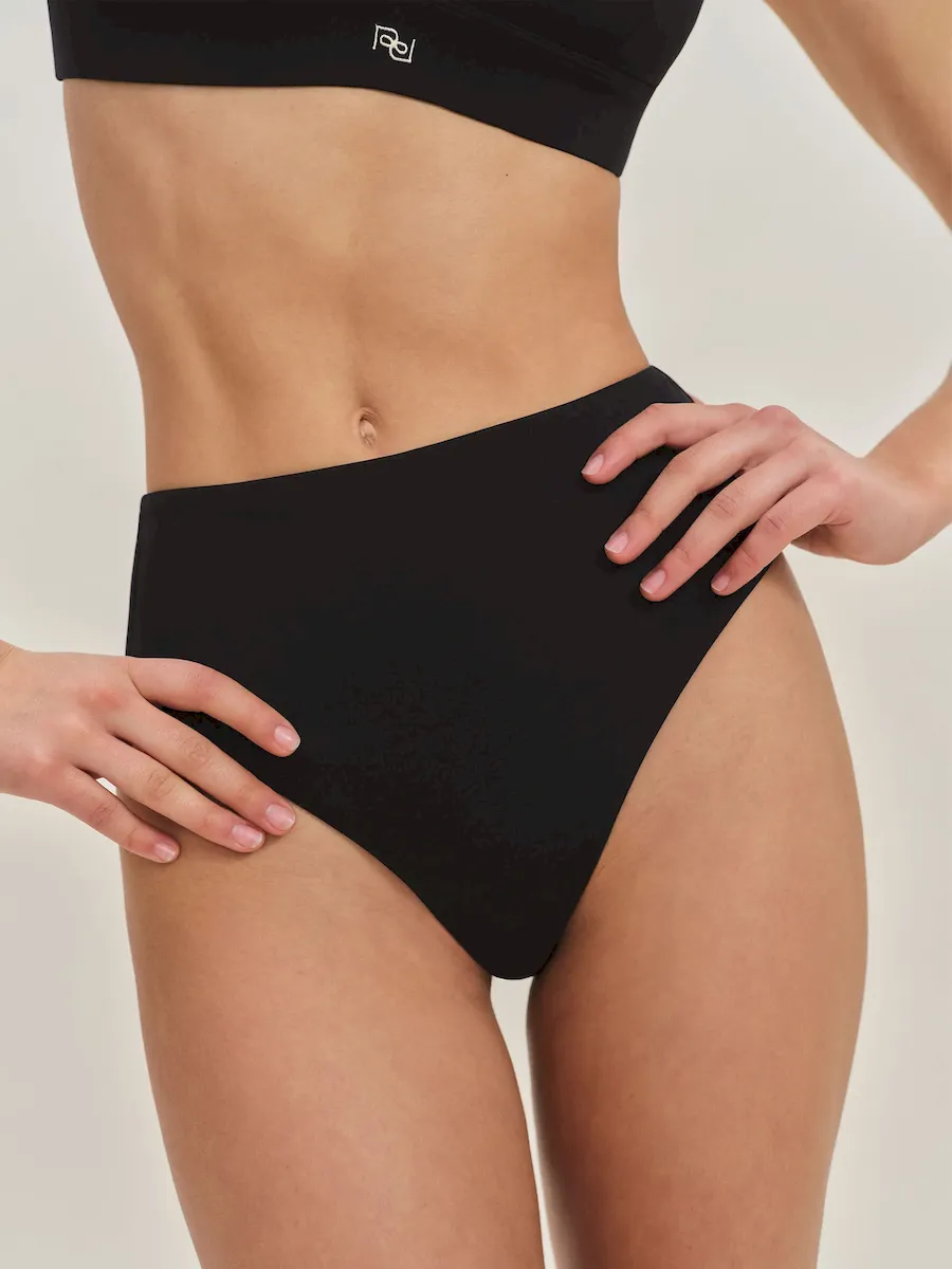 Ana Bikini Bottom - Image 2